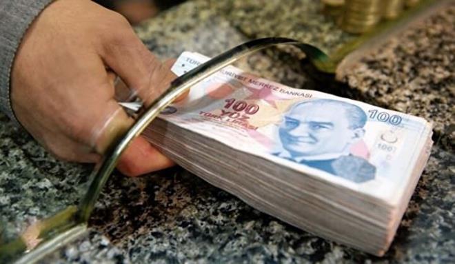 3600 ek gsterge milyonlarca vatandan merak ettii konulardan biri olmakla birlikte, 3600 ek gstergenin kaca tarih de aratrlmaya devam ediyor. Milyonlarca vatanda, 3600 ek gstergenin ne zaman kacan merak ediyor.