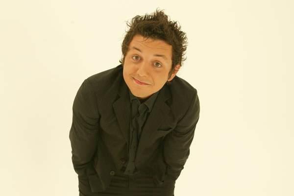 Daha sonra ki Yalanc, Yahi Cazibe dizilerinde yer ald.