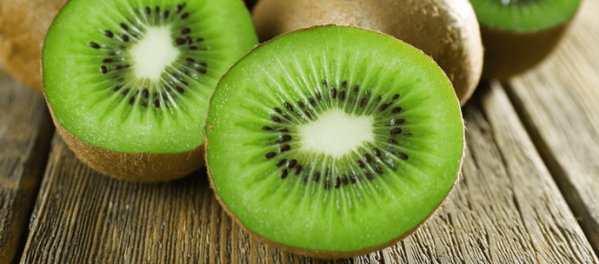 KV KABUU  <br>  Gda zehirlenmelerine iyi gelen besinlerin banda gelir. Zehirlenme srasnda kat meyve skacana kiviyi soymadan skp ierseniz kabuundaki vitaminler sayesinde mideniz temizlenir.