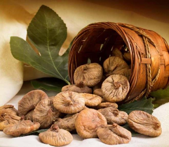 Sala zararl olduu iin yasaklanan uygulamada gnmzde yasak olsa da kullanan birok retici bulunuyor.