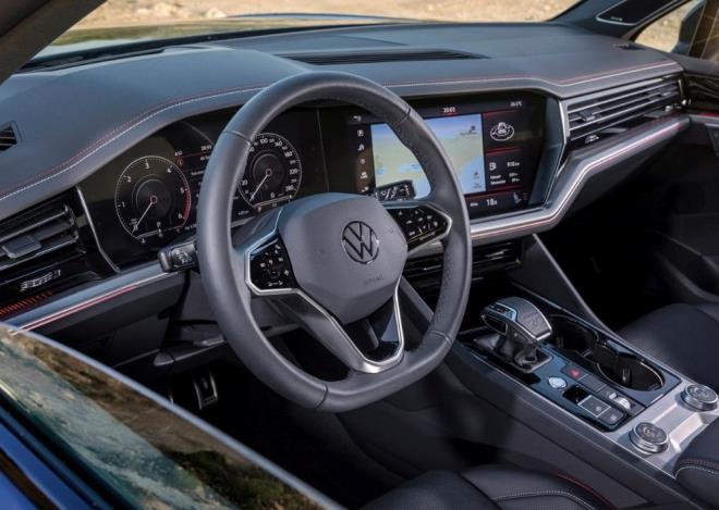 Aracn dnda olduu gibi i ksmnda da birok yerde Edition 20 logosu yer alyor.