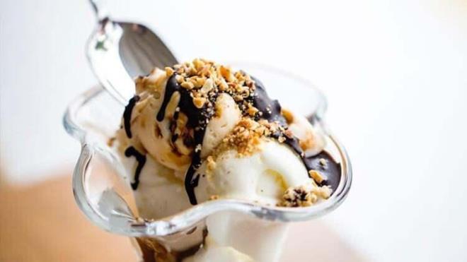 Dondurmay oluturan her bir ham maddenin teste tabi tutulmas, tarm ilac (pestisit) kullanlmamas, drt mevsim taze ve doal malzemelerin tercih edilmesi ve yksek kaliteli stn doru pastrizasyon ilemlerinin ardndan retime dahil edilmesi nemlidir.