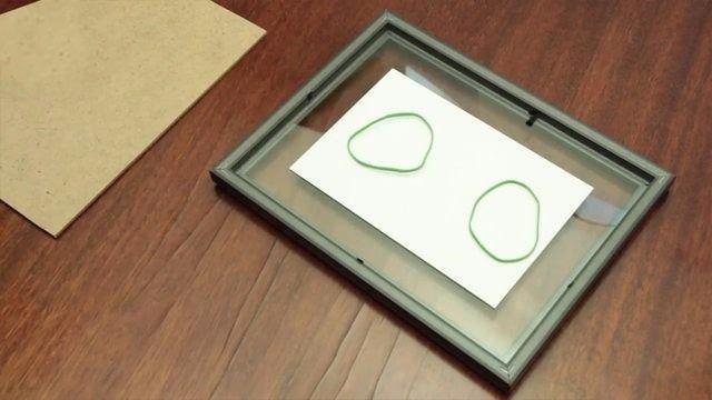 zm, resim arkasna iki adet lastik koymak!