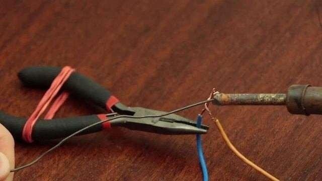 Kablo tutmak (sktrmak) gibi ilerinizi tehlike i,,inde olmadan yapabilirsiniz.