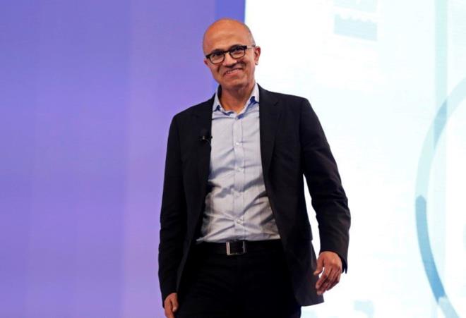 Bill Gates'in ardndan Microsoft'un bana geen Satya Nadella, irketin gelirlerini artrmaya devam ediyor. Bu art Nadella'nn cebine de yansyor. Satya Nadella 2021 ylnda 309.4 milyon dolar kazand.
