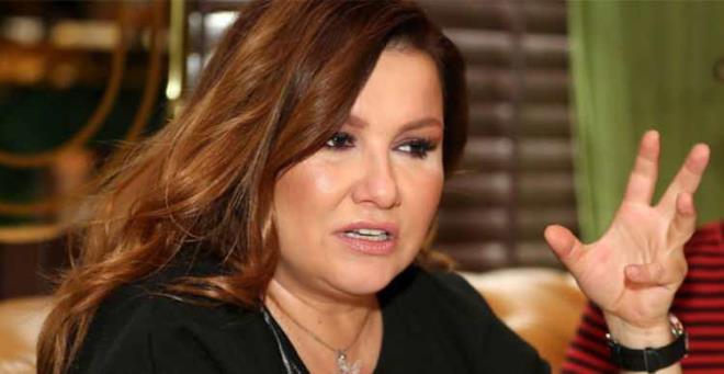 imdilerde 36 bedene kadar inen Seki, son haliyle herkesi artt. nl arkcnn stanbul'da bir estetik merkezinden karken grntlenmesinin arndan yzne dokunular yaptrd ortaya kt. te Deniz Seki'nin estetikli kilo vermi, tannmaz son hali...