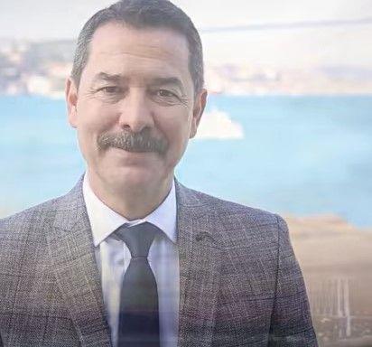 "Bu kii kpekleri barnaklardan toplayarak, kontrolszce evinin sokana salyor. Kpeklerin says belli deil. Mahallenin huzuru kalmad. ocuklar sokaa kamyor, can gvenlii yok" dedi.