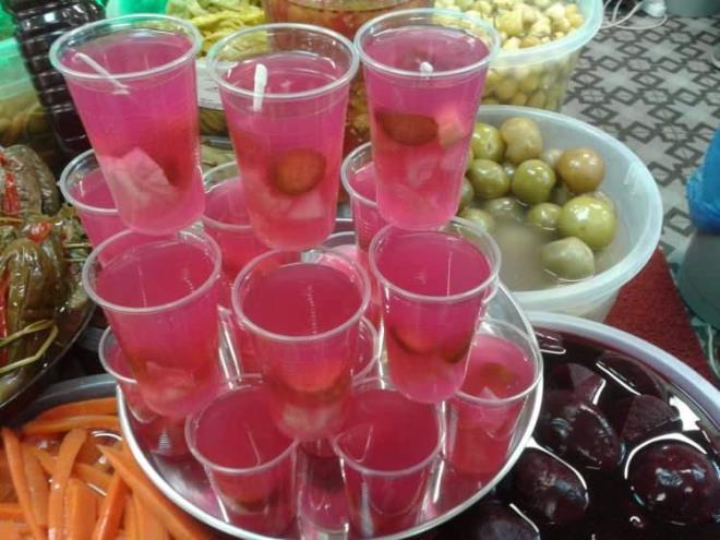 * Kan ekerini dengelemenin en hzl yolu olarak kabul edilir. Uzmanlar turu suyunun eker orann dengelediinden eker hastalarnn bile rahat tketebileceini vurgular.