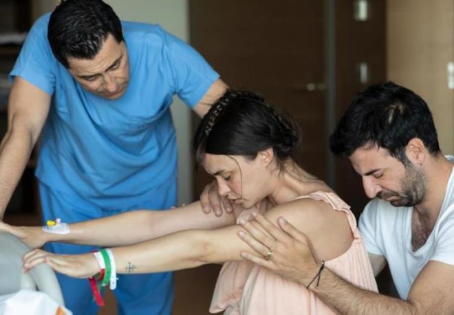 Kaslmalarmz evde balamt, daha hastaneye ilk girdiimizde patron mesajn net vermiti: ?Ben ne dersem o!? Kalp atlar o kadar snrdayd ki, zerine geen on ksr saat boyunca bize sadece sabretmek dt, sabrla beklemek. Ama nasl bir sabr