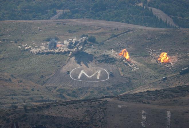Tanksavar mevziler, lazer gdml kaideye monteli Cirit fzeleriyle etkisiz hale getirildi. Kart kuvvet mhimmat depolama alanlarn temsil eden hedefler de F-16 uaklarnn tam isabetli vurularyla imha edildi.