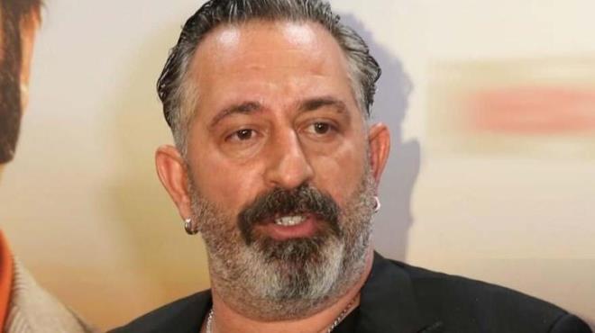 Sosyal medya hesabndan paylamda bulunan Cem Ylmaz, 2019 ylnda yaynlanan Karakomik Filmler 2: Emanet filmiyle tannan Ayzek karakterini ayr bir filme dntrmeye karar verdiini aklad.