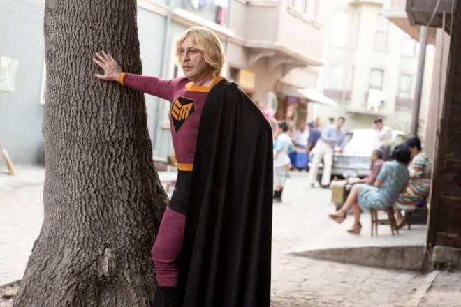 Eran Kuneri'nin ykc etkisi sosyal medyada byk yank uyandrrken eletiri oklarnn Eran Kuneri'den uzaklamasn isteyen Cem Ylmaz yeni bir hamleyle adndan sz ettirdi.