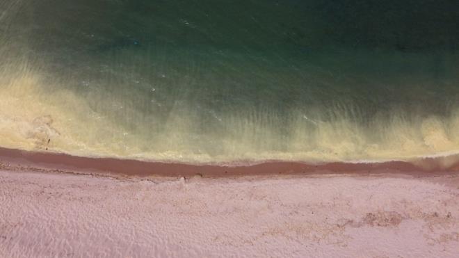 Bartn'n Amasra ilesindeki Kk Liman mevkii ile Amasra'ya bal akraz sahilinde denizin ky kesimlerinde grlen renk deiimi blge sakinleri ve tatilciler tarafndan endie ile karlanmt.