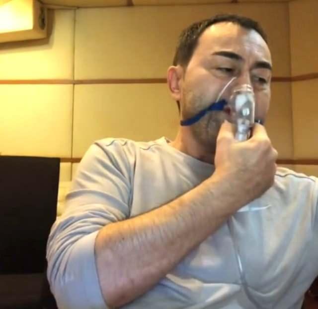 Daha 25 yandaydm, Karabiberi sylerken sahneden asker kaa diye hapse atldm, beraat ettim. Susuz bulunduuma m sevineyim, giden 3 buuk aya m zleyim? Mamak'da yerin 7 kat dibince hcrede yatarken, 3 gnce kraldm konser veriyordum ona m zleyim?