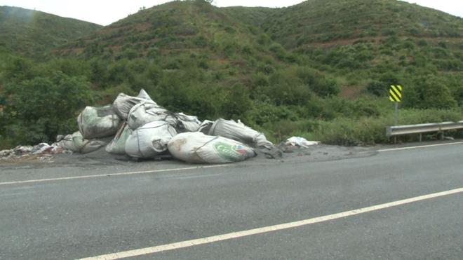 uvallarn yaknndan dere gemesi evrede oturan vatandalar tedirgin etti.