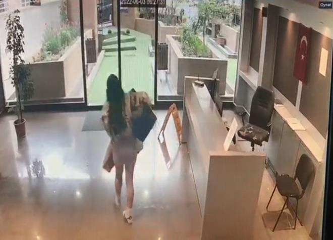 pheli kadn hrsz ksa srede gzaltna alnd. pheliye yardm eden 30 yandaki Hnkar A. da bir sre sonra yakaland. Hnkar A.'nn da daha nceden 18 su kayd olduu belirlendi.