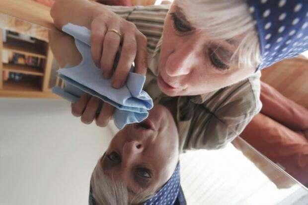 Aynalarnz parlatr<br>    Aynalarnz parlatmak iin kalan ay demini souk suyla tekrar sulandrp kullanabilirsiniz. Ahap temizliinde olduu gibi aynalar da parlatr.