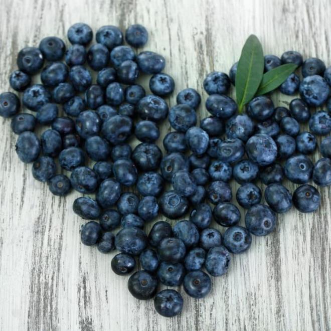 YABAN MERS�N�<br>    Tar��n sonras� en etkili besin ise yaban mersini kan bas�nc�n� dengeleyerek kalp ritmini korur.