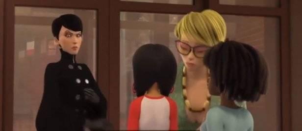 "ki tane ocuum var. Biri panseksel (LGBT'nin her trne ilgi duyan), dieri transgender (doutan gelen cinsiyetini reddeden)... LGBT bireylerin yaadklar hakknda ok sayda panele, konumaya ahit oldum. Bunlar yllardr duyuyoruz. Ekranlarda varolmak ve bizden kendileriyle ayn dorultuda ierik retmemizi istiyorlar.