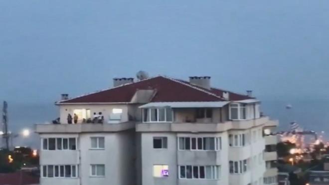 srail Dileri Bakan Yair Lapid, 13 Haziran Pazartesi gn yapt aklamada stanbul'da bulunan srail vatandalarna ''Derhal lkeden ayrln'' diyerek uyarsnda bulundu.