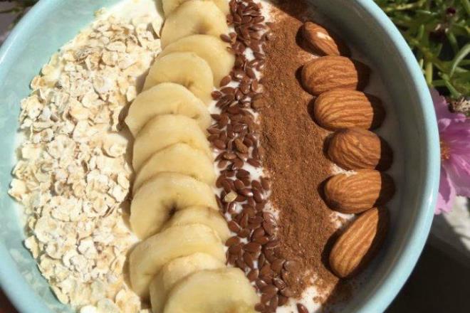 Yaam eklinizi daha ok salkl beslenme zerine inia etmek iin ilk olarak beyaz ekmek ve treblerini hayatnzdan karmanz gerekiyor. Ayrca normal makarna yerine kepekli makarna, keekli ekmek kinoa gibi salkl besinleri yiyebilirsiniz.