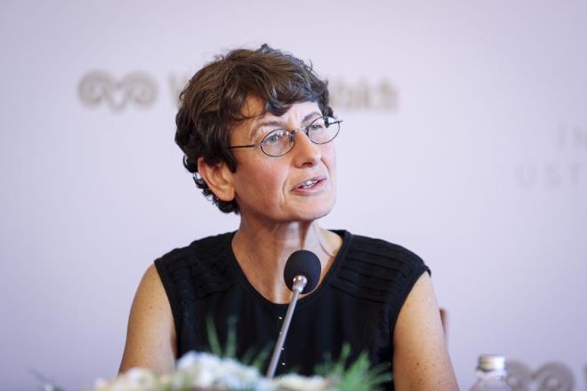 ZLEM TREC: 5 YIL NDE KANSER AISININ UYGULANACAINI DNYORUZ    zlem Treci de olumlu sonular elde edilen kiiye zg kanser alarndaki son durumu anlatt.