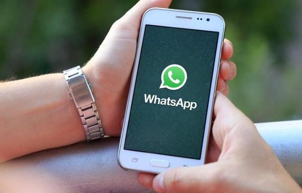 rnein bir mesaj yanllkla silerseniz, bu buton sayesinde bu ilemi geri alabileceksiniz.    Paylalan ekran grntleri zelliin uygulamada nasl grnecei ve kullanlaca ile ilgili ipularn da gzler nne serdi. WABetaInfo tarafndan paylalan grntde, mesajlar sildikten sonra ekrann alt ksmnda ?Mesaj Silindi? ifadelerinin bulunduu bir bildirim karmza kyor.