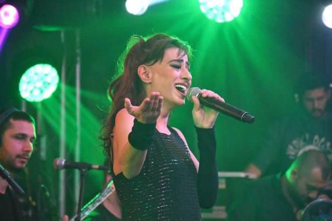 Kbrs ve eme'de sahne almaya hazrlanan Yldz Tilbe'nin alaca cret ise 1 milyon 800 bin TL.