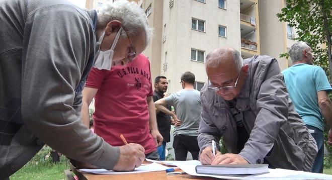 Aidat art ilikin yaplan toplant sonras rportaj veren Altlar'n site ynetici tarafndan, 'onun akbeti iyi olmayacak' eklinde tehdit edildiini de syleyen lkin, ''Tehdit sonras dayak geldi. Gereken yasal mcadeleyi verilecek. Komuma yaplan bu hareketi knyorum? dedi.