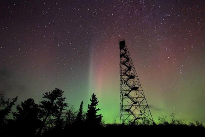 Uydular o kadar dramatik bir ekilde batt ki, Mays aynda operatrler, uydulardaki tahriklerini kullanarak irtifalar ykseltmek zorunda kaldlar.