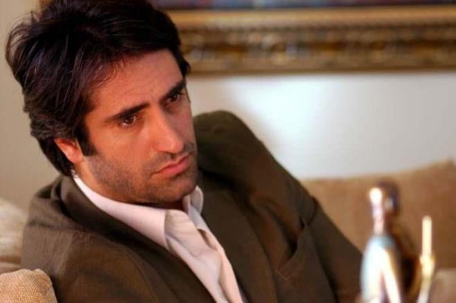 Konumasna devam eden Topalolu "mza yetkisi verdiim iin beni irketten ayrmlar. Kardeimle bakalarna uyduu iin yllarca aramzda krgnlk oldu. irketin deeri 50 milyon TL. irkette kardeimin, Mahsun Krmzgl'n ve Burhan Aydemir'in odas vard. Benim iin bir oda yapmamlar." aklamasyla gndeme bomba gibi oturdu.