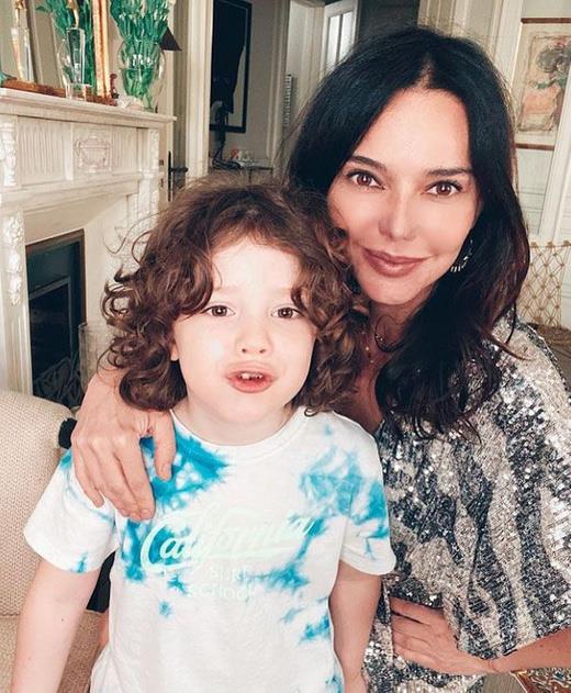 "nanamyorum, hl oktaym. Eer bir dakika daha ge fark etsek ara kaplarn kilitlermi ve kma ihtimalimiz yokmu. Son anda uzaklaarak kurtulduk? dedi.