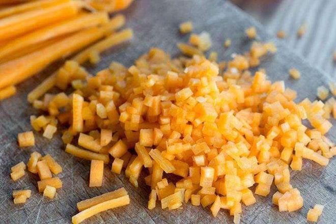 FARE D TEKN (BRUNUAZ)     Fare dii teknii dier ad Burnuaz olan bu teknikte sebzeler ok kk bir ekilde doranr. Sebzeleri dorama ekilleri yaplacak yemee gre deiir.