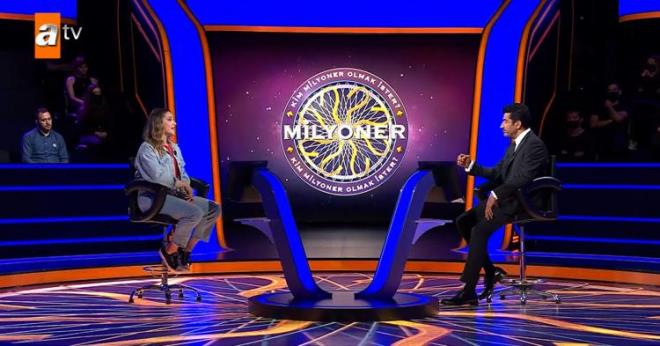 Mili baarlaryla hem Kenan mirzalolu'nu hem de seyircileri kendine hayran brakan Ildar, Marmara niversitesi Spor Yneticilii okuduunu olduunu belirtti.