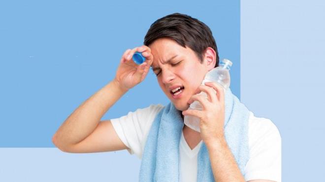 Bu yzden uzmanlar su tketimi ve sv oran yksek besinlerin sk sk tketilmesi gerektiini vurgular. Bunun yan sra souk kompres ve nane, ay aac ya da at kestanesi gibi ferahlatc etkisi yksek olan doal ilalar koklanmal.