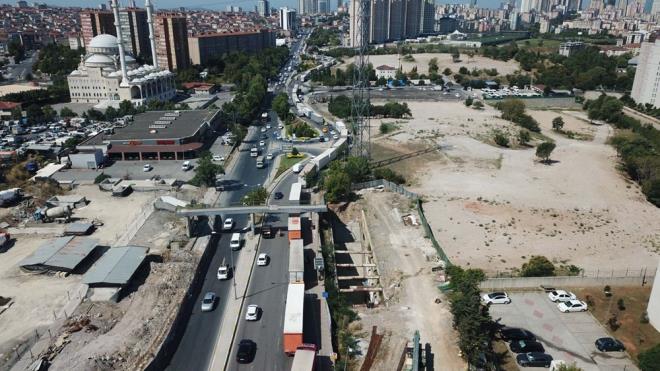 amlca Gielerinden itibaren balayan youn TIR trafii havadan grntlendi.