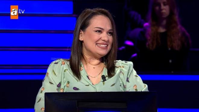 Kenan mirzalolu'nun "Meslek hayatnzda unutamadnz bir annz var m?" sorusuna yant veren Salam "Baaryla naklettiimiz ar yank, birka saat iinde kaybedilmesi gereken hastalar hayata tutundurduumuz durumlar oldu.