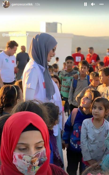 (SURYE)    Her ele yreiyle dokunan gzel insan yzleri gldrmeyi baard.