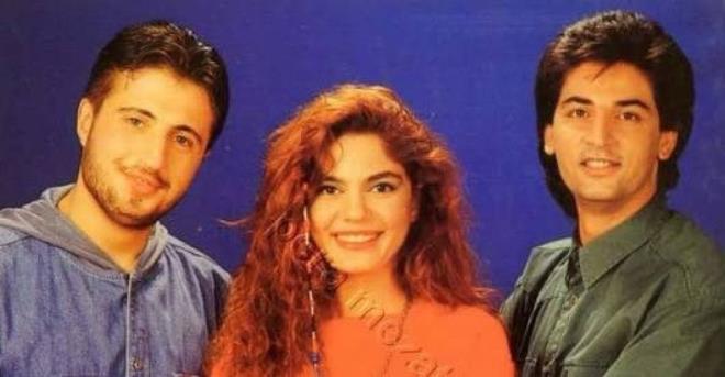 zel, ?Onlar evlendi oluk ocuk sahibi oldu ama ben evde kaldm. Ercan her eyi ok gzel anlatt. Mzik hayatmza bireysel olarak devam ediyoruz ama bizim yeniden birlememizi isteyen bir sevgi ordusu varm. zel elik Ercan ayrldktan sonra 10?dan fazla albm yaptm ama hl zel elik Ercan diyorlar.