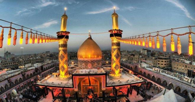 Hz. Peygamber (s.a.s.) dneminde Yahdiler sadece Muharrem aynn 10. (r) gnnde oru tuttuklarndan, onlarnkine benzememesi iin ncesine veya sonuna bir gn ilave edilerek oru tutulmasn tavsiye etmitir. Baz rivayetlerde ise bir ncesine ve bir sonrasna ilave ederek  gn oru tutulmasn tavsiye etmitir (Mttek, Kenz?l-umml, VIII, 570). Bu nedenle r gn oru tutulurken nemli olan r gnn yalnz tutmamaktr. Bir nceki veya sonraki gn ilaveyle iki gn oru tutulabilecei gibi her ikisini de ilave ederek  gn de tutulabilir.