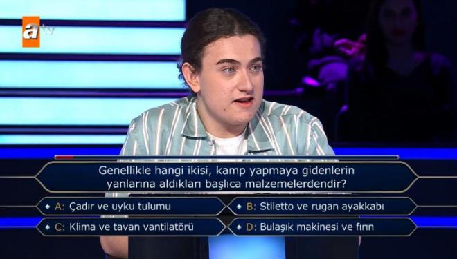 Ya ilk sorularda hemen elenmeyi ya da sonuna kadar gitmeyi beklediini syleyen yarmacnn ifadeleri dikkat ekti.