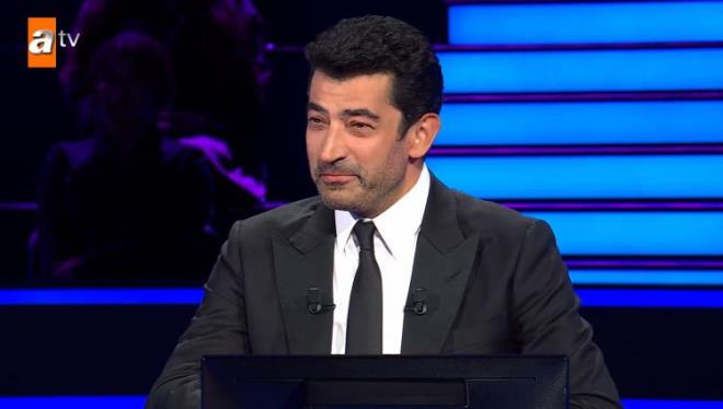 B kk ngilizce bilmeyenler ve D kk Ateistler klar arasnda seim yapmakta zorlanan yarmac D kk Ateistler diyerek risk ald ve doru yantlad.