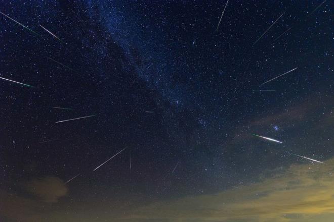 2022 Perseid meteor yamuru ne zaman? (Trkiye'den izlenebilecek mi?) - 5  PERSED METEOR YAMURUNUN FOTORAFI NASIL EKLR?     Binlerce liralk ekipmana sahip olsanz da Perseid meteor yamurunu fotoraflayabilmek iin doru zaman belirlemeniz atmanz gereken ilk adm. Zira, meteor yamurunun ne zaman doruk noktasna ulaacan bilmek ve ne tarafa bakacanz bilmek o anlar yakalamanzdaki ansnz artracak.