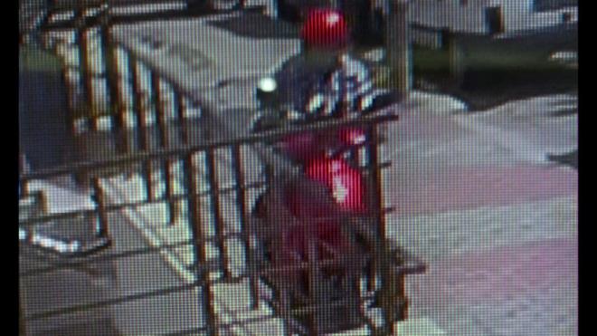 Ardndan dier pheliler sahte pasaportlar kullanarak Trkiye'ye girdi.