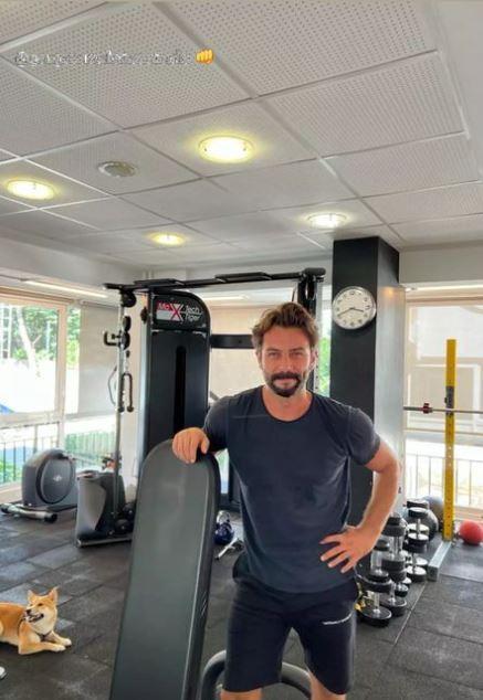 Her rportajnda spor yapmay sevdiini belirten Gkberk Demirci, spor yapt anlara dair paylam yapt. Ayrca hayranlarna bu paylamyla da iyi olduunu gsterdi.