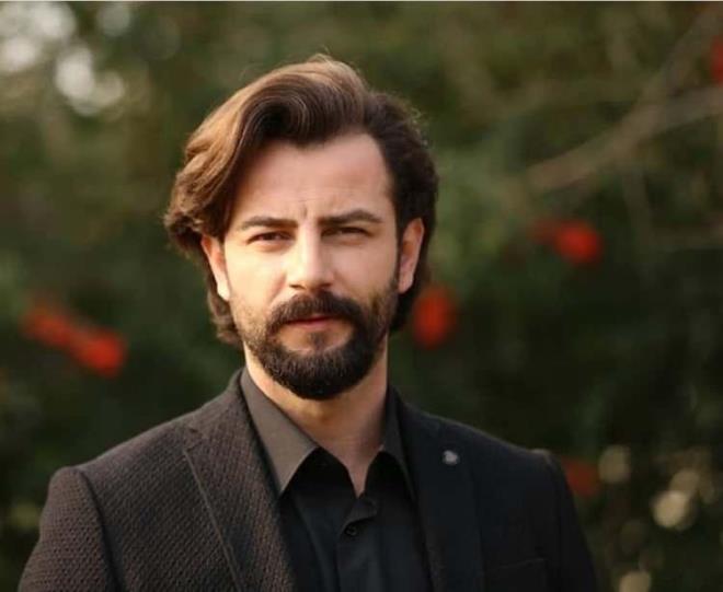 Belli bir sre sosyal medyadan ucak duran Gkberk Demirci, yeni bir paylamla hzl bir dn yapt.