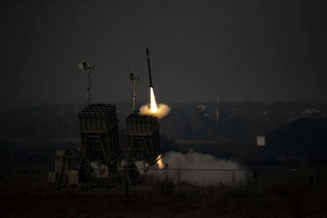SLAM CHAD YNETCLERNDEN MANSUR LDRLD    srail Ordu Szcs Avichay Adraee, sosyal medya hesab zerinden yapt paylamda, ordunun Gazze eridinin gneyindeki Refah kentine dzenledii saldrda slami Cihad yneticilerinden Halid Mansur'u ldrdklerini duyurdu.