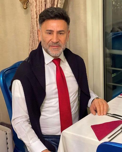 "Sabahlar 2 adet yumurta ve akamlar ise sadece balk zgara yiyerek verdim." diye konuarak kilo verme formln aklad.