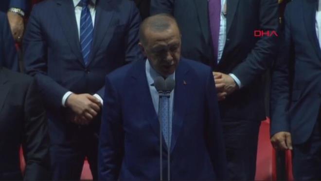 Trkiye'nin ev sahipliinde 56 lkeden 4 bin 200 sporcunun katld, Konya'da dzenlenen 5. slami Dayanma Oyunlar'nn al Cumhurbakan Recep Tayyip Erdoan'n katlmyla grsel len eliinde gerekleti.