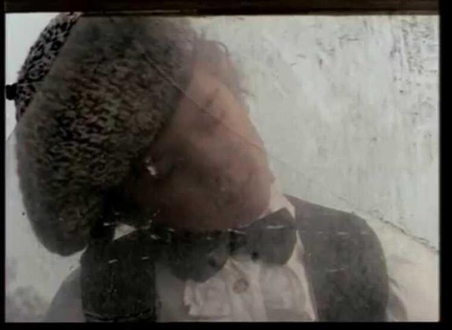 90'l yllara damgasn vuran Arnavut Kaldrm arks, klibiyle de hafzalara kaznan minik ocuk imdilerde 31 yanda gencecik delikanl oldu.